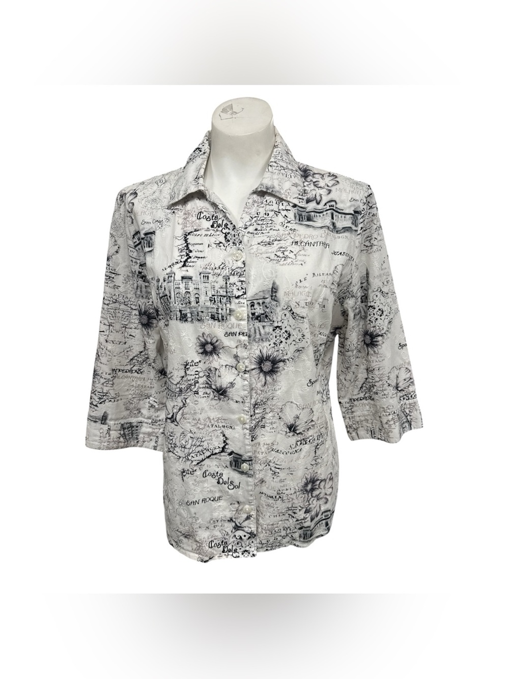Alia Printed Button-Front Shirt - White with Black Print Size L